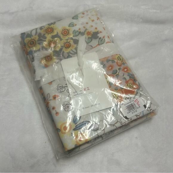 Pottery Barn Amelia Floral Percale Set of 2 Shams Flowers 100% Cotton NEW NWT - Picture 3 of 5